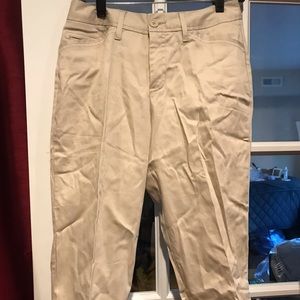 St John’s Bay Capri pants